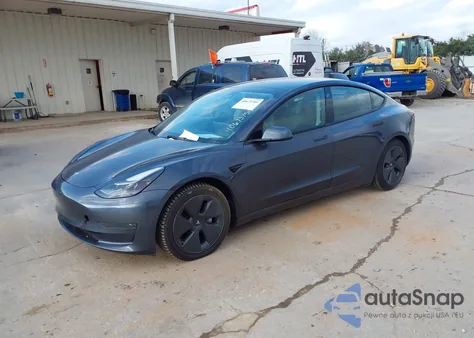 2021 Tesla Model 3 Standard Range Plus Rear-Wheel Drive from USA, damaged, VIN 5YJ3E1EAXMF095146
